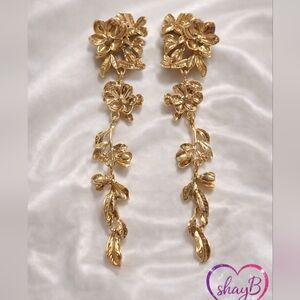 Paparazzi Gold Floral Dangle Earrings